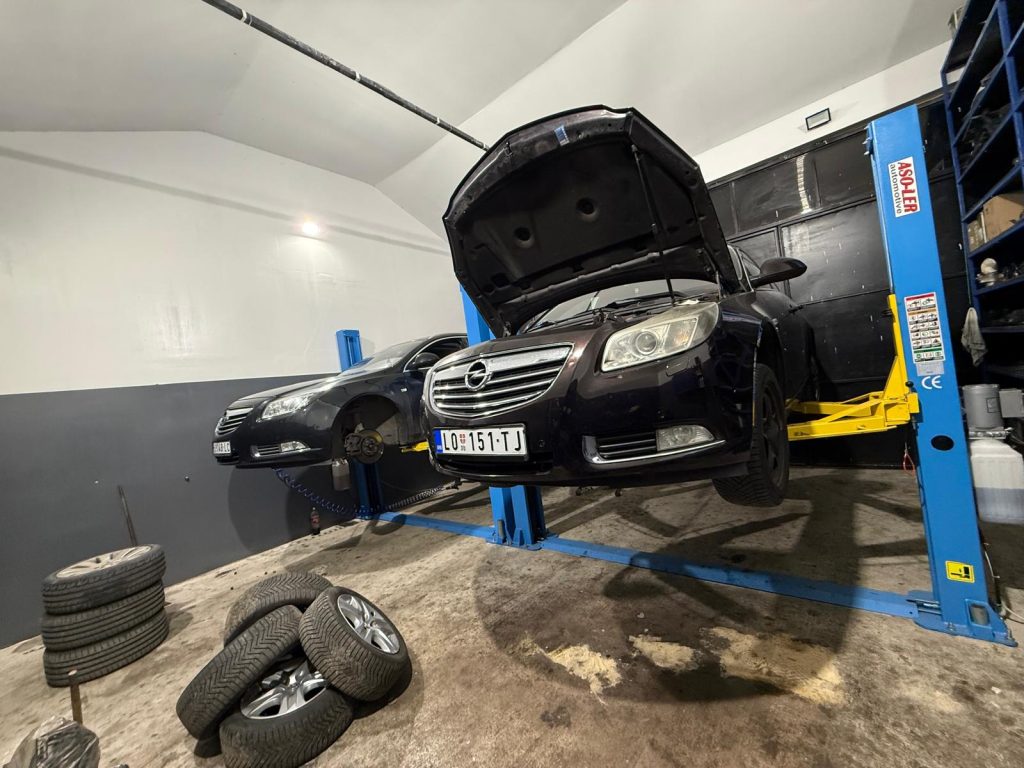 Auto servis putničkih vozila